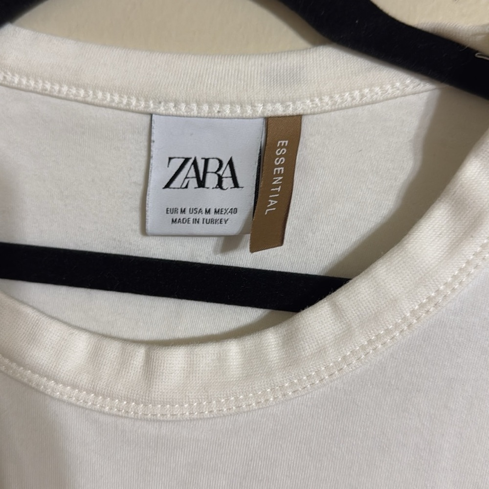 Zara tee - Picture 2 of 3